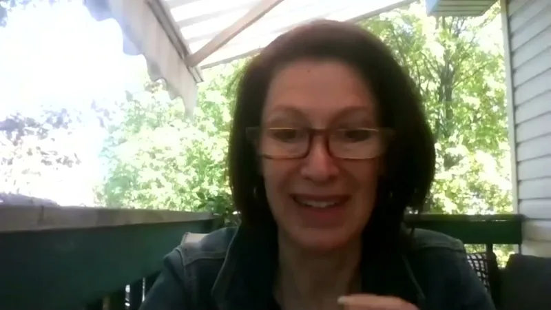 Miniatura do vídeo: 2021. La démocratie, les droits de la personne et les mouvements sociaux au Brésil. Français
